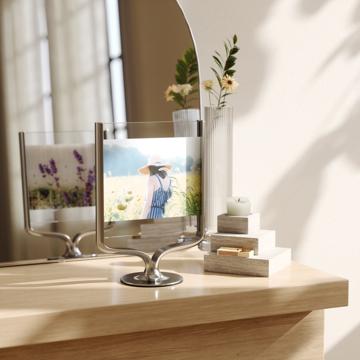 Wishbone Photo Display - Chrome