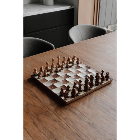 Wobble Chess Set - Walnut