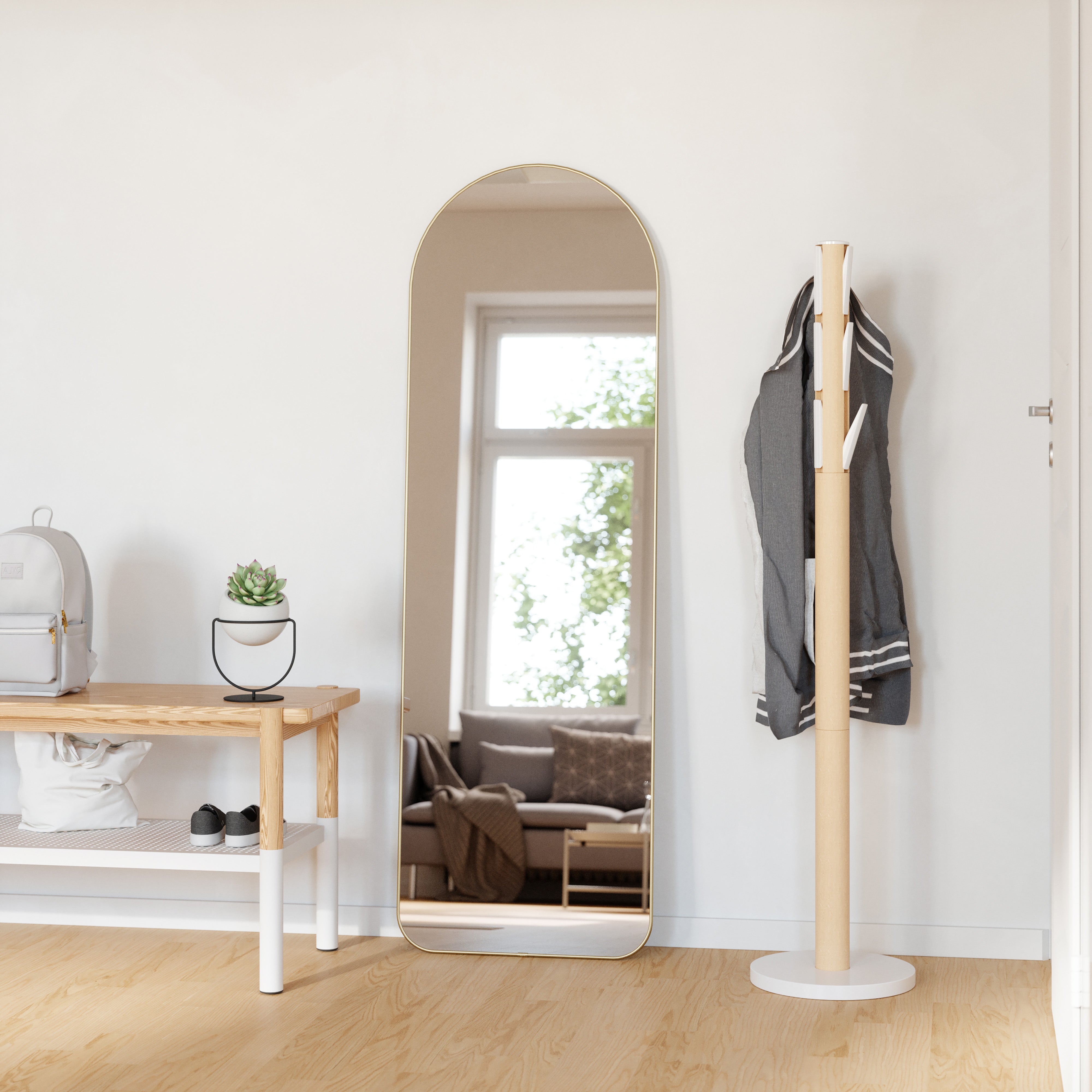 Hubba Arched Leaning Mirror - Brass I Umbra – Umbra Australia